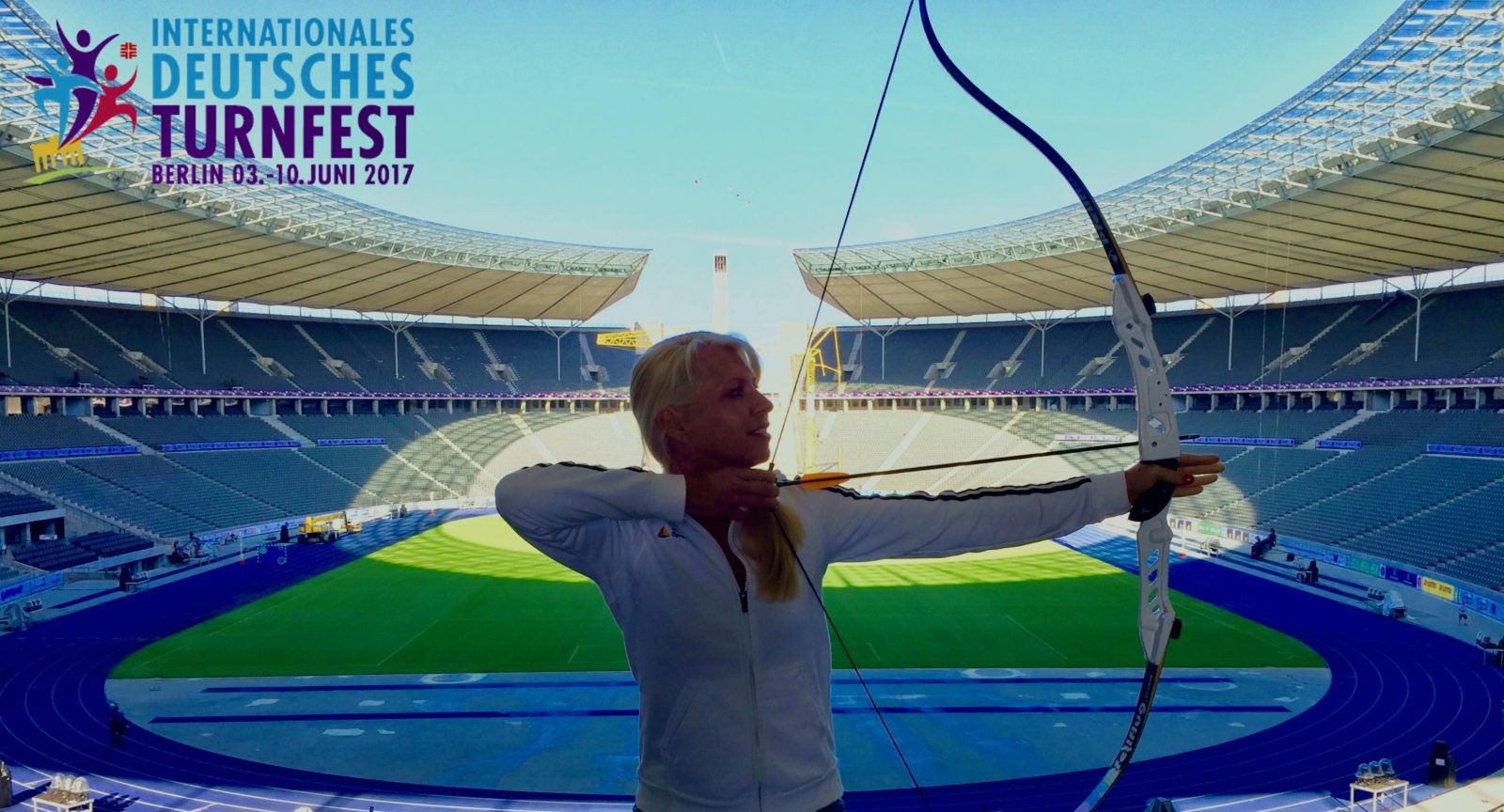 Turnfest im Stadion mit Logo (1)